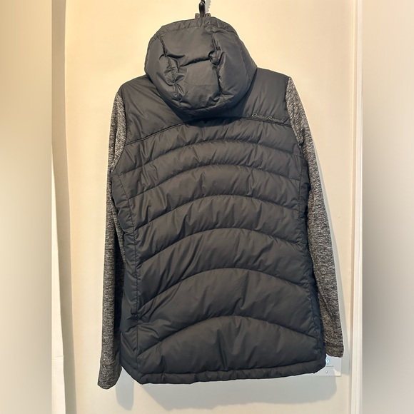 Outdoor Research Puffer Jacket - Picture 2 of 5
